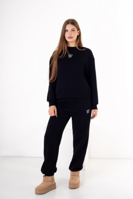 Костюм жіночий